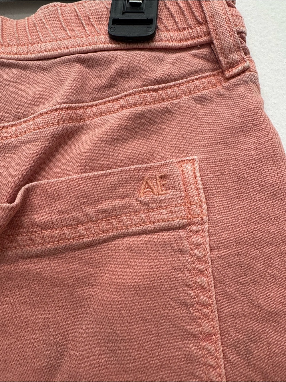 American Eagle Outfitters Coral Pink Rolled Hem Jean Shorts - Picture 4 of 5